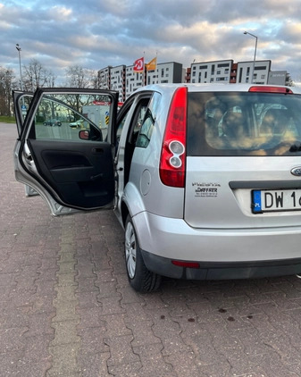 Ford Fiesta cena 8700 przebieg: 218000, rok produkcji 2007 z Wrocław małe 596